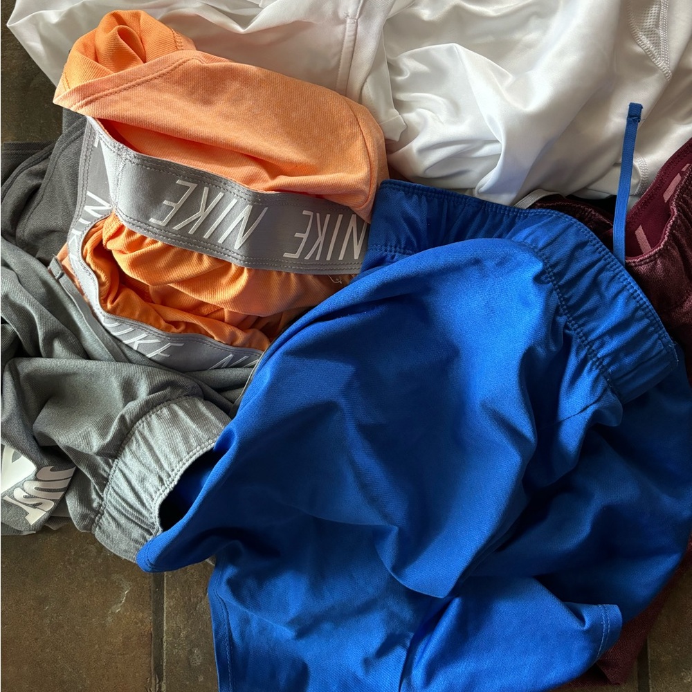 SPORTS CLOTHES
